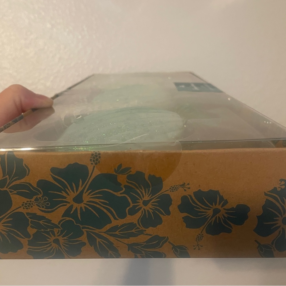 NWT Tommy Bahama Blown Glass Blue Fish Christmas Ornaments Set Of 3 In Box - Picture 6 of 6